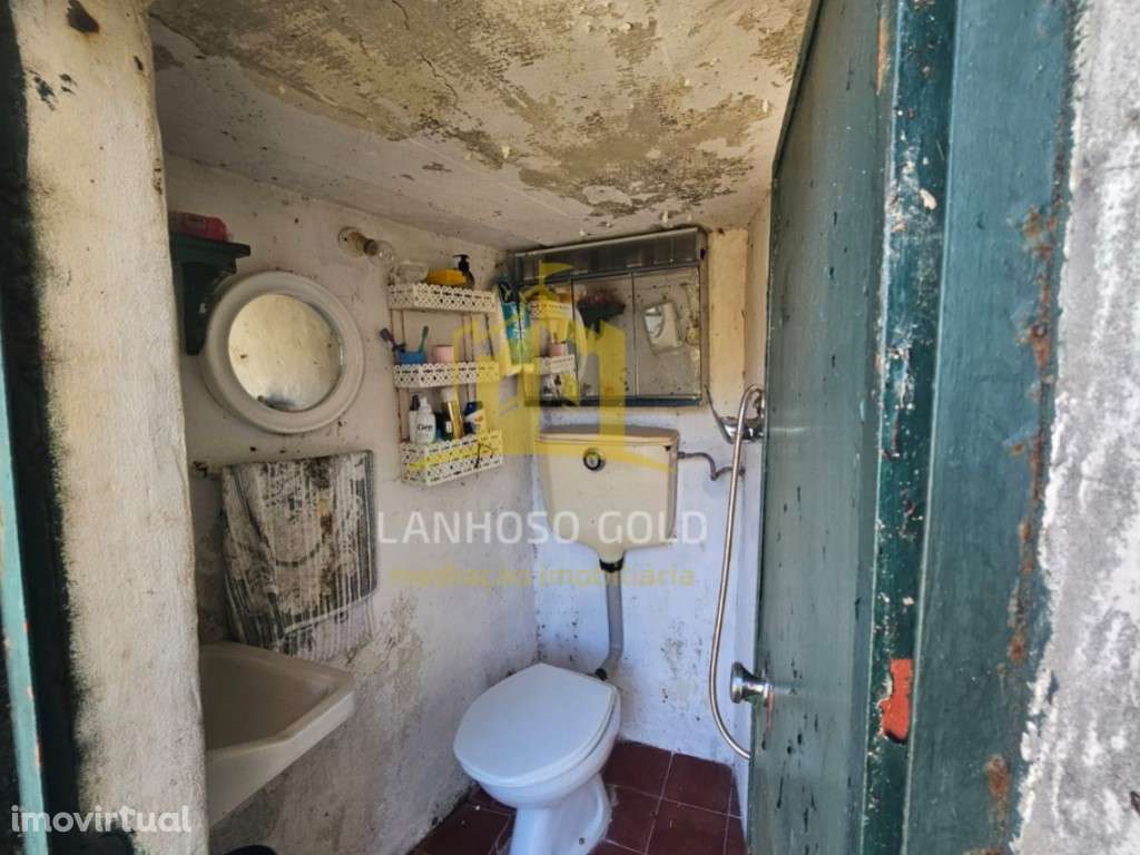 Moradia para Recuperar em Cantelães, Vieira do Minho - Oportunidade... - Grande imagem: 5/14