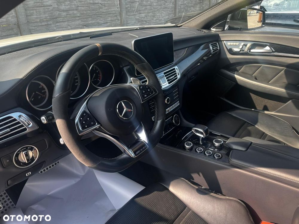 Mercedes-Benz CLS - 7