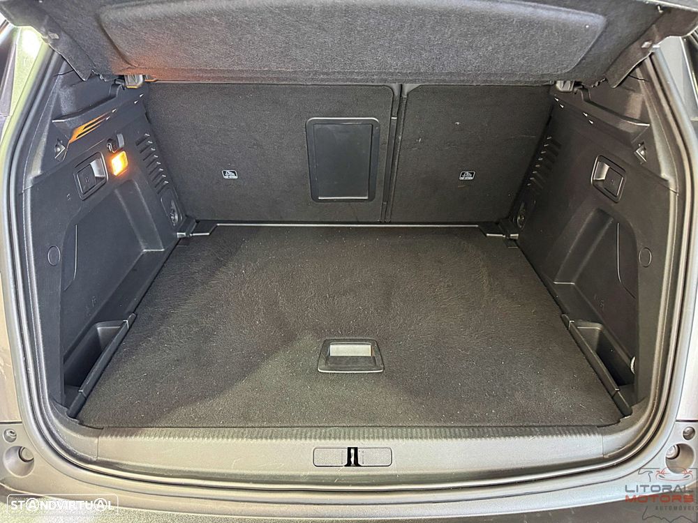 Peugeot 3008 1.2 PureTech Allure Pack EAT8 - 10