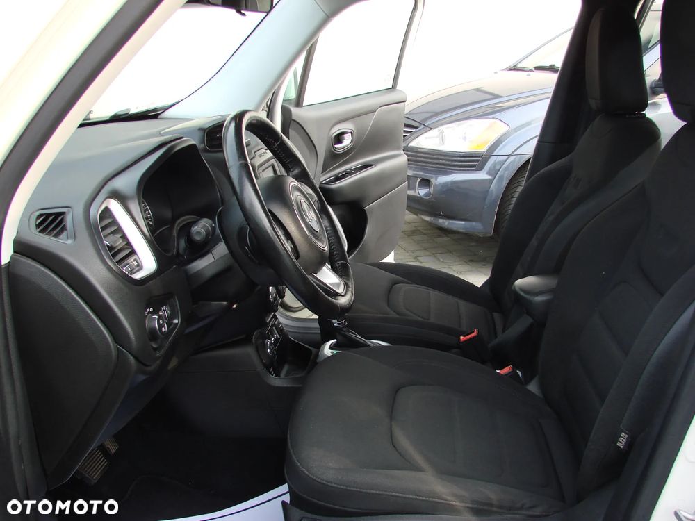 Jeep Renegade - 21