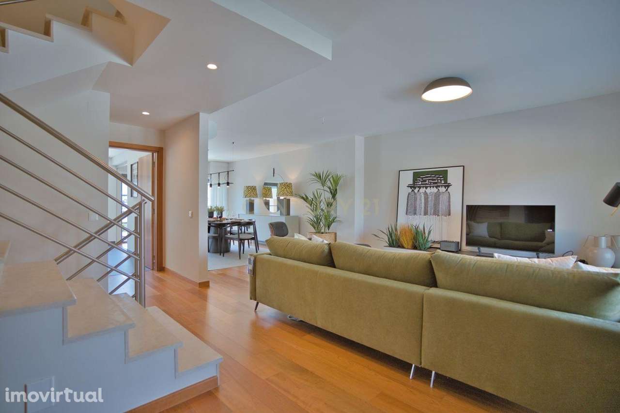 Lagoon Villas - Moradia T4 com o melhor Rooftop de Alcochete - Grande imagem: 5/60