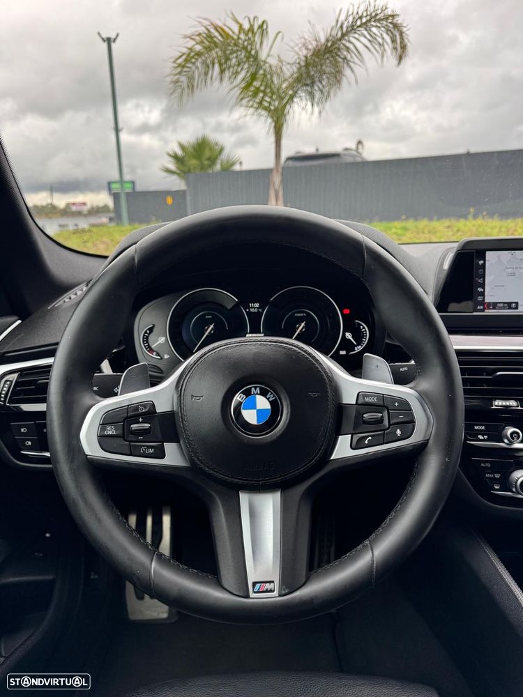 BMW 530 e iPerformance Pack M - 13