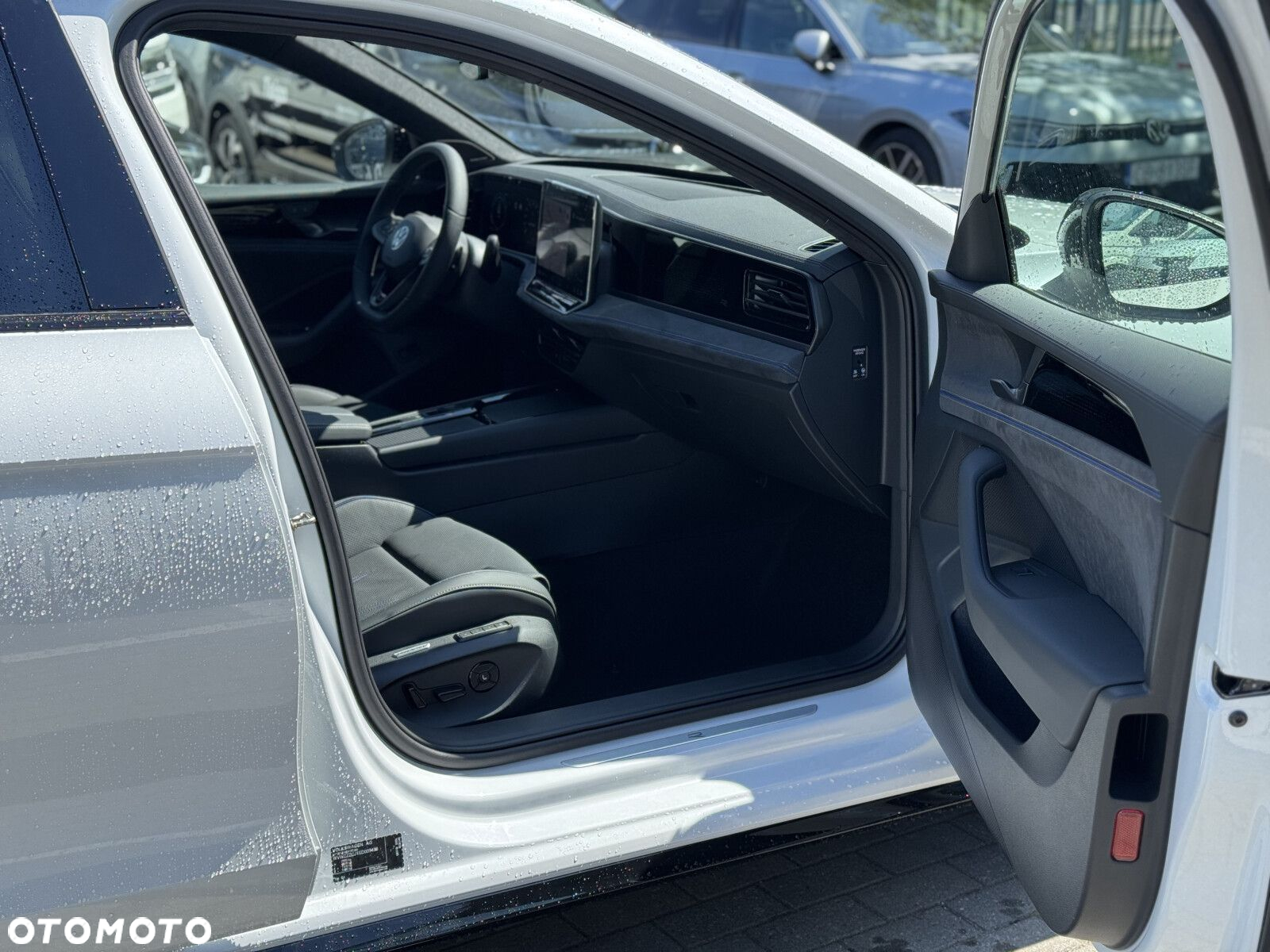 Volkswagen Passat - 24