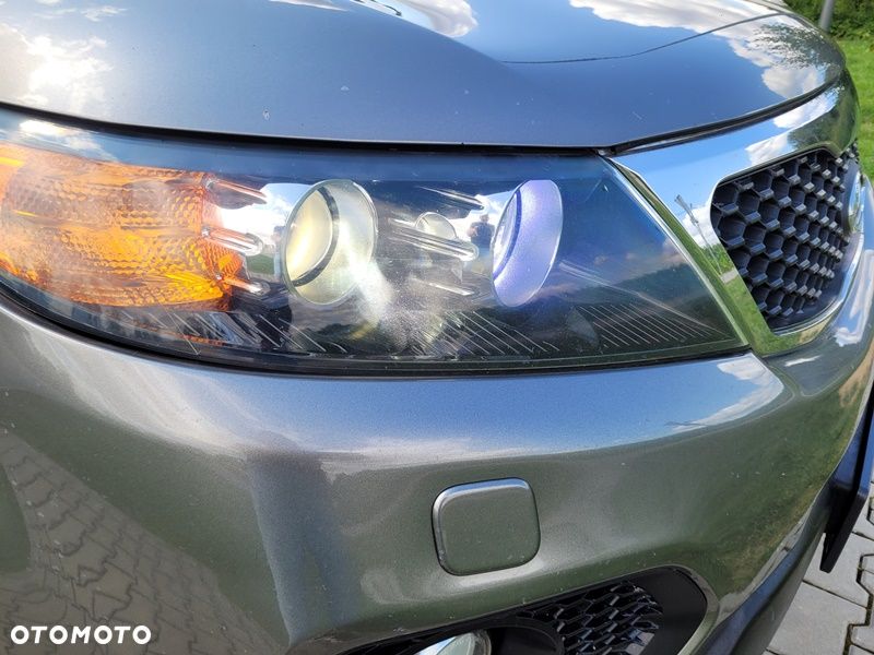 Kia Sorento - 16