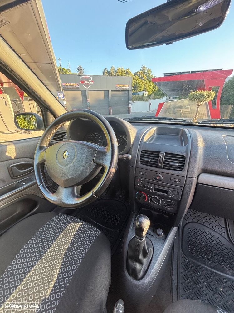Renault Clio 1.5 dCi Dynamique - 8