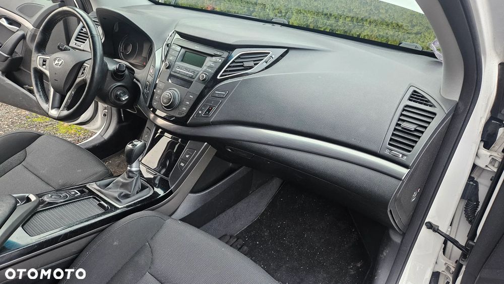 Hyundai i40 1.6 GDI Comfort + - 8