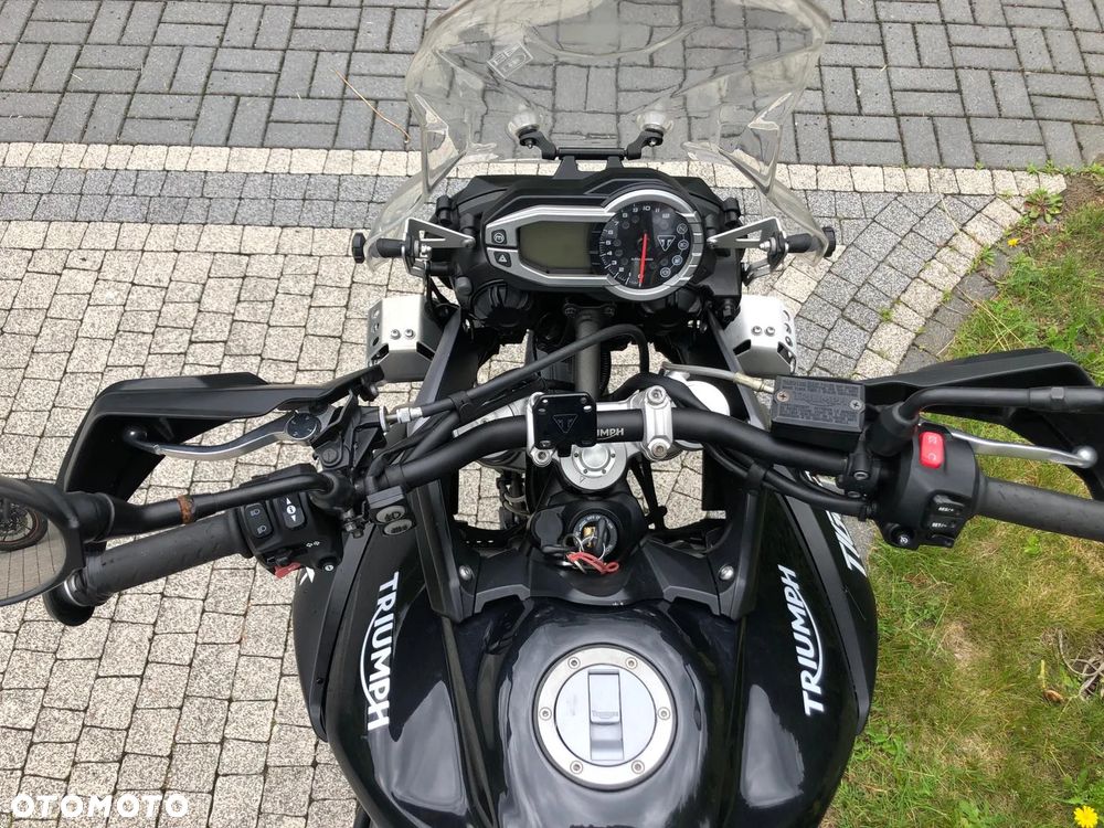Triumph Tiger - 4