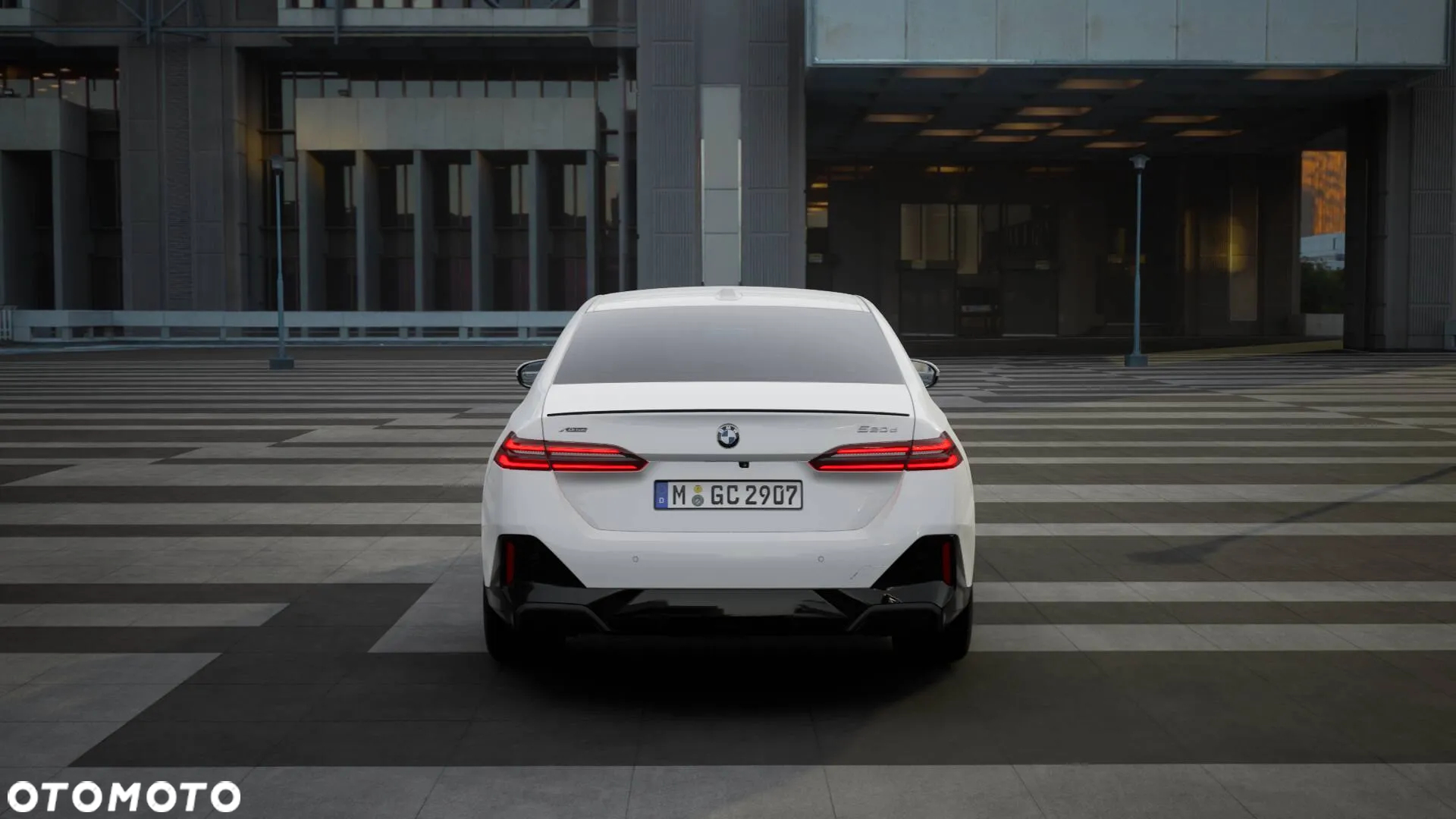 BMW Seria 5 520d xDrive - 4