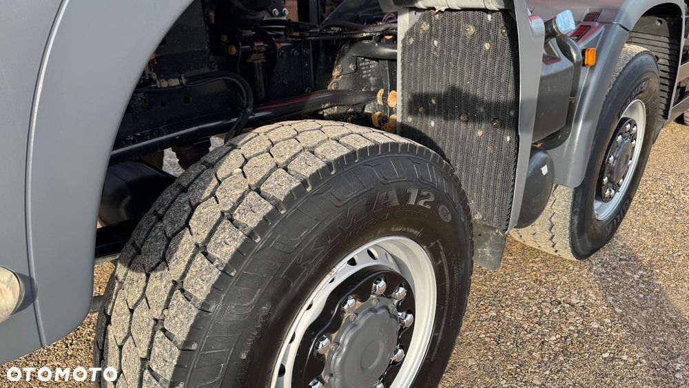 MAN MAN TGS 35.400 - 23