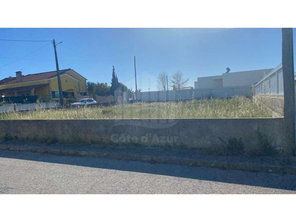 Terreno em Azeitão - Grande imagem: 2/8