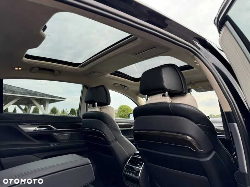 BMW Seria 7 - 13