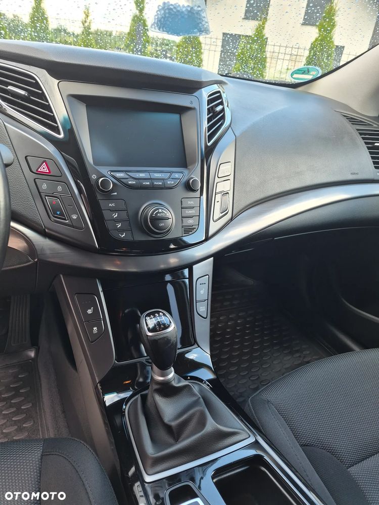 Hyundai i40 Kombi blue 1.6 CRDi Space - 9