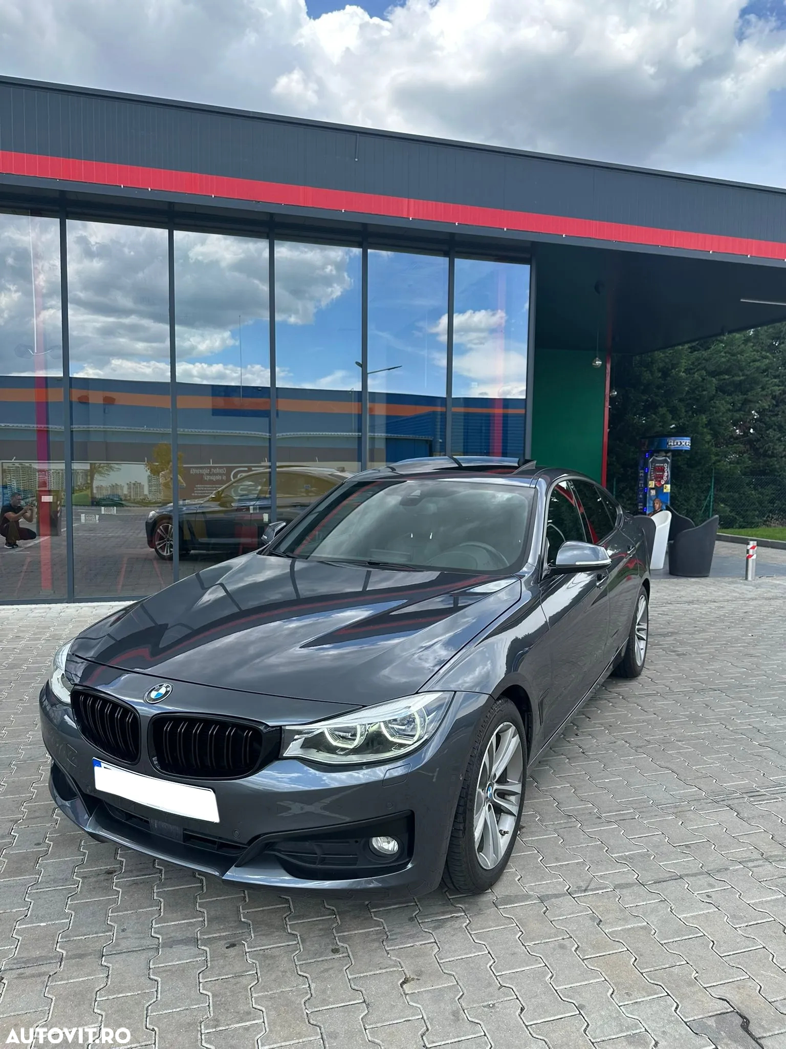 BMW Seria 3 328i xDrive AT - 8