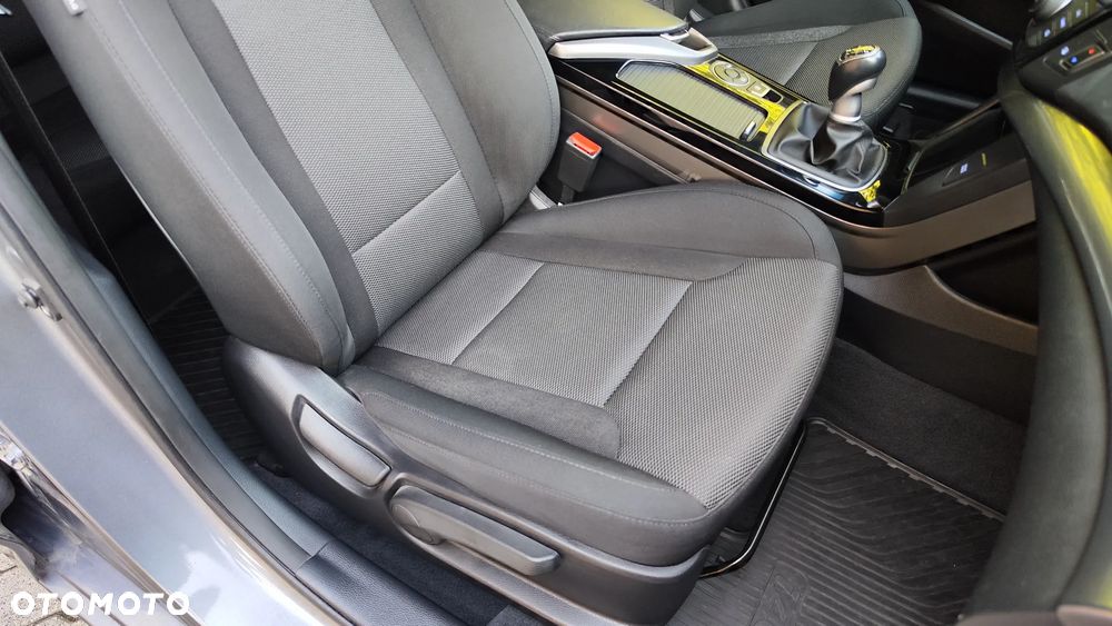 Hyundai i40 1.7 CRDi Comfort - 31