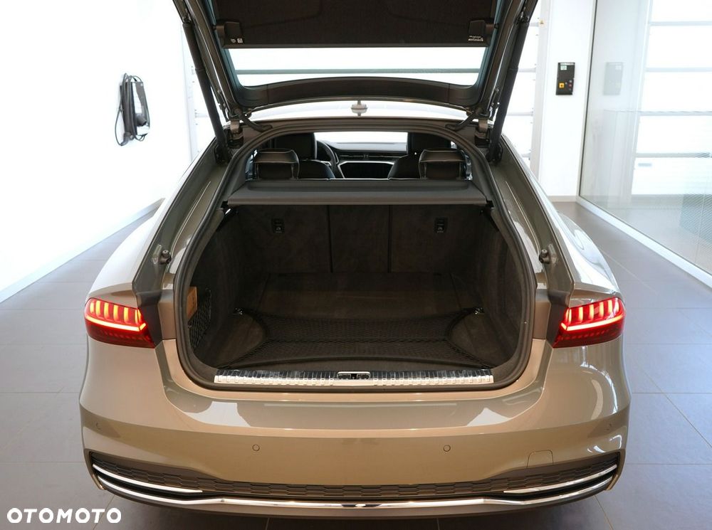 Audi A7 Sportback - 12