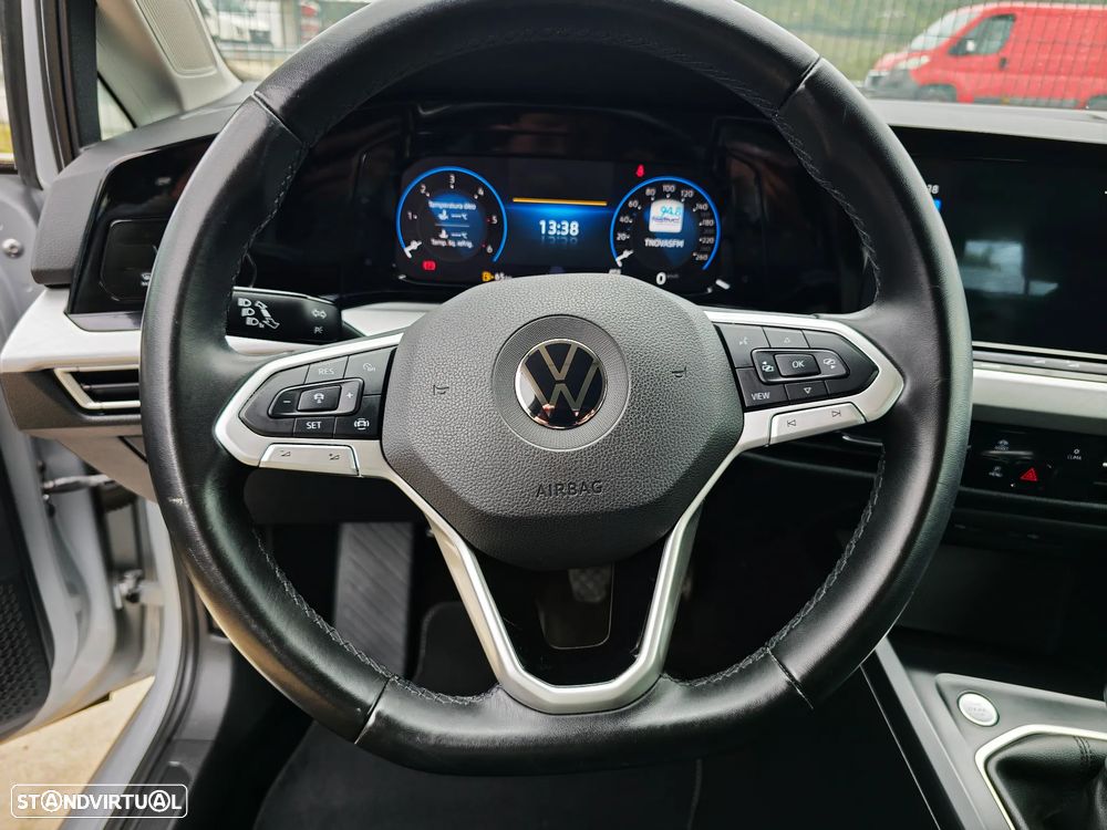 VW Golf Variant 2.0 TDi Conceptline - 15