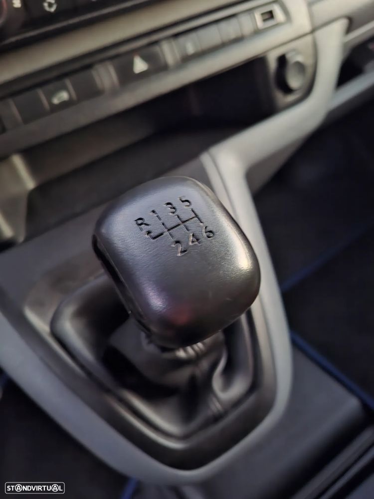 Peugeot Expert L2H1 - 16