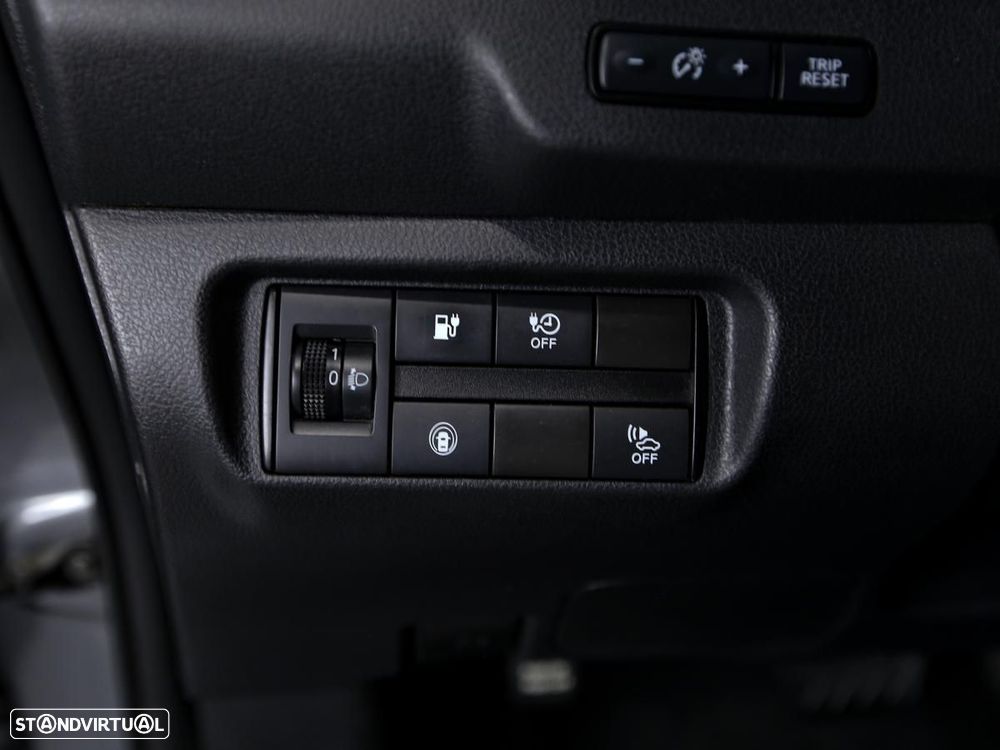 Nissan Leaf - 13