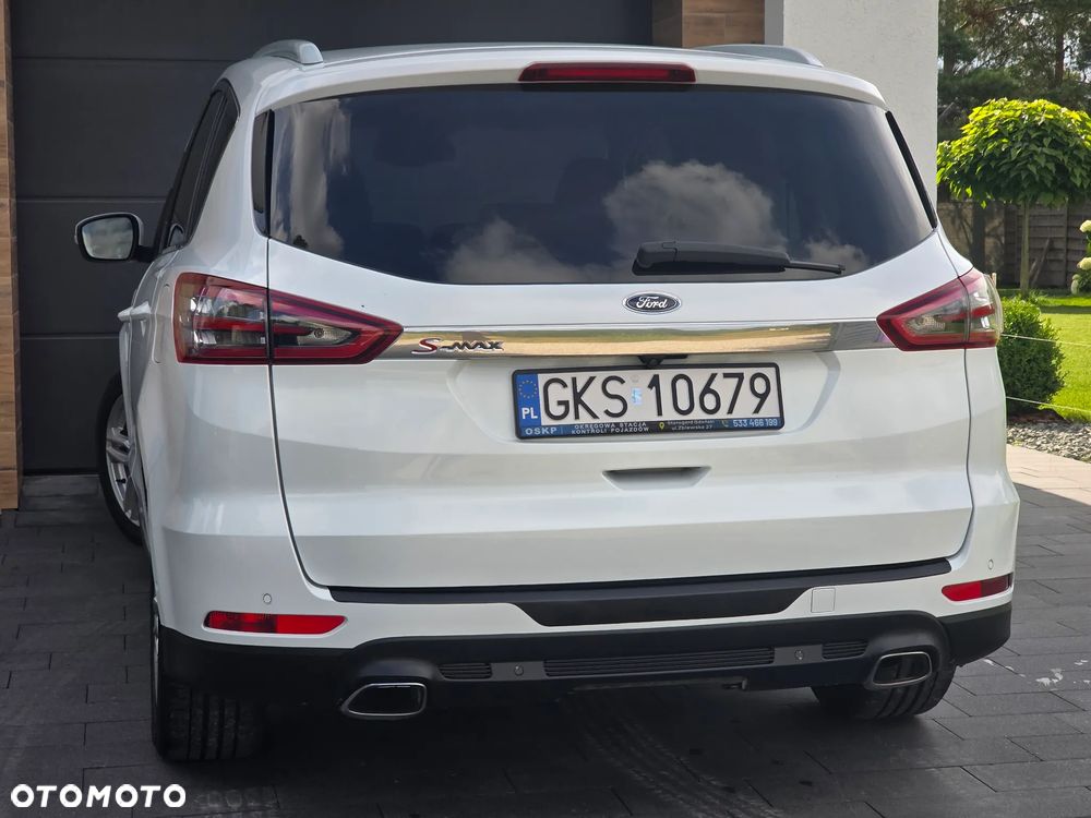 Ford S-Max 2.0 EcoBlue Titanium - 24
