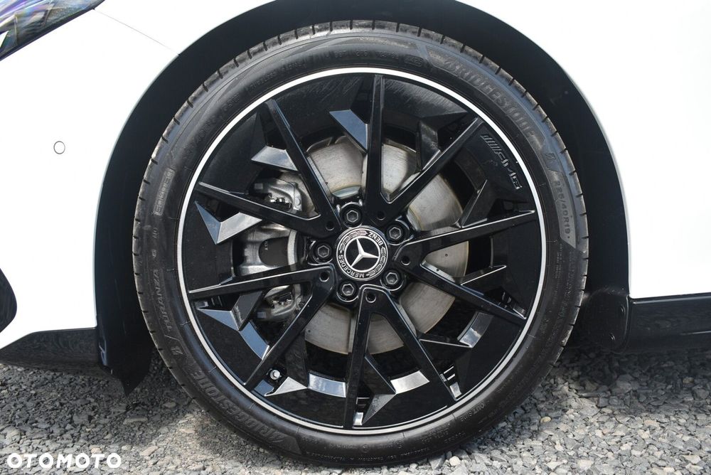 Mercedes-Benz CLA 200 mHEV 8G-DCT - 12