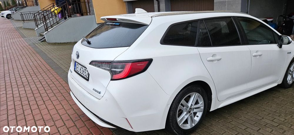 Toyota Corolla 1.8 Hybrid Comfort - 29