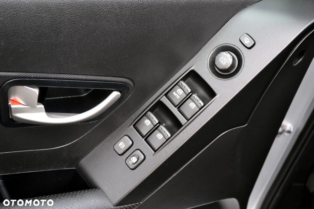 SsangYong/KGM Korando 2.0 E-XDi DPF 2WD Sapphire - 23