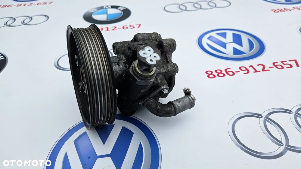 VW Caddy 2K III 3 1.9 TDI BLS 105 KM Pompa wspomagania z kołem 2K0422154A 038145255B - 4