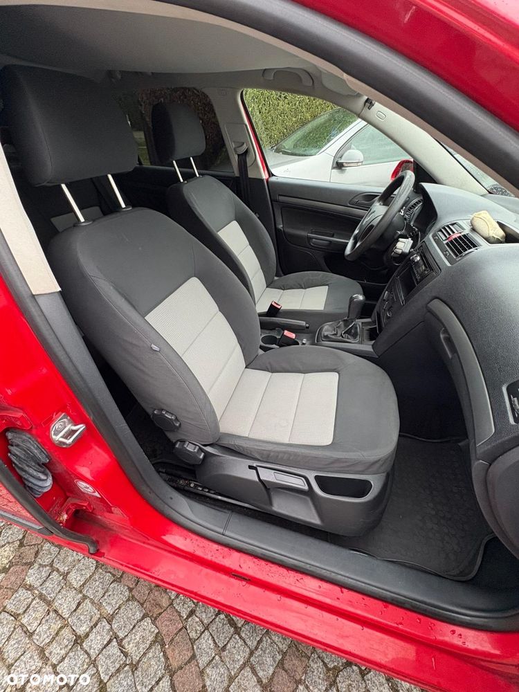 Skoda Octavia 1.4 Ambiente - 13