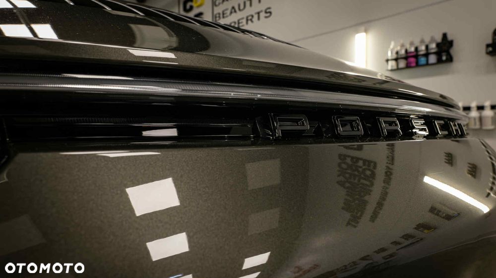 Porsche 911 Targa 4 - 22