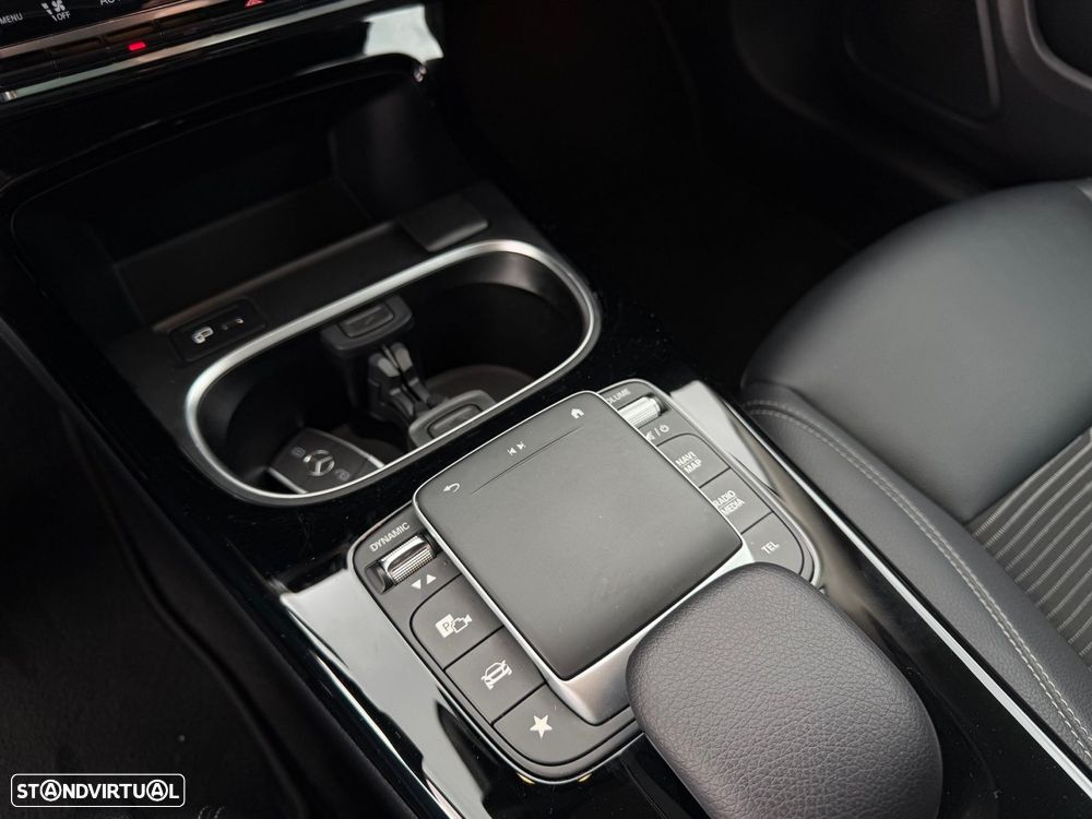 Mercedes-Benz CLA 250 e Shooting Brake Style Plus - 19