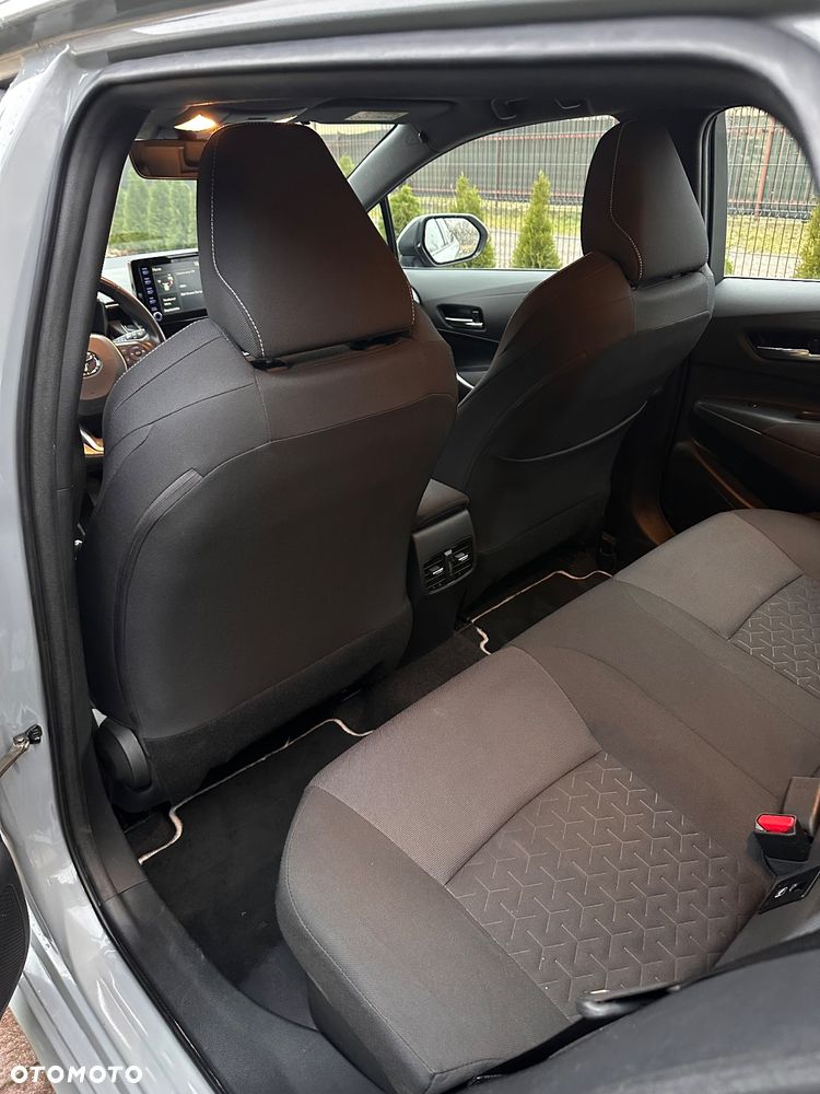 Toyota Corolla 1.8 Hybrid Comfort - 14