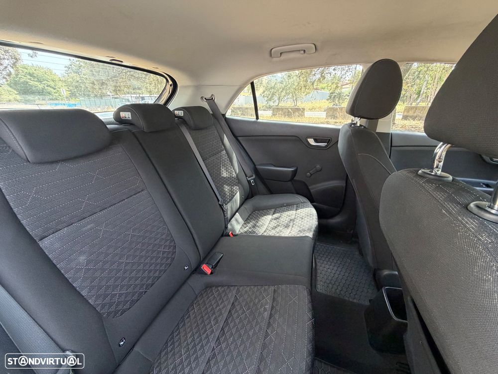 Kia Rio 1.4 CRDi 77 Dream-Team Edition - 16