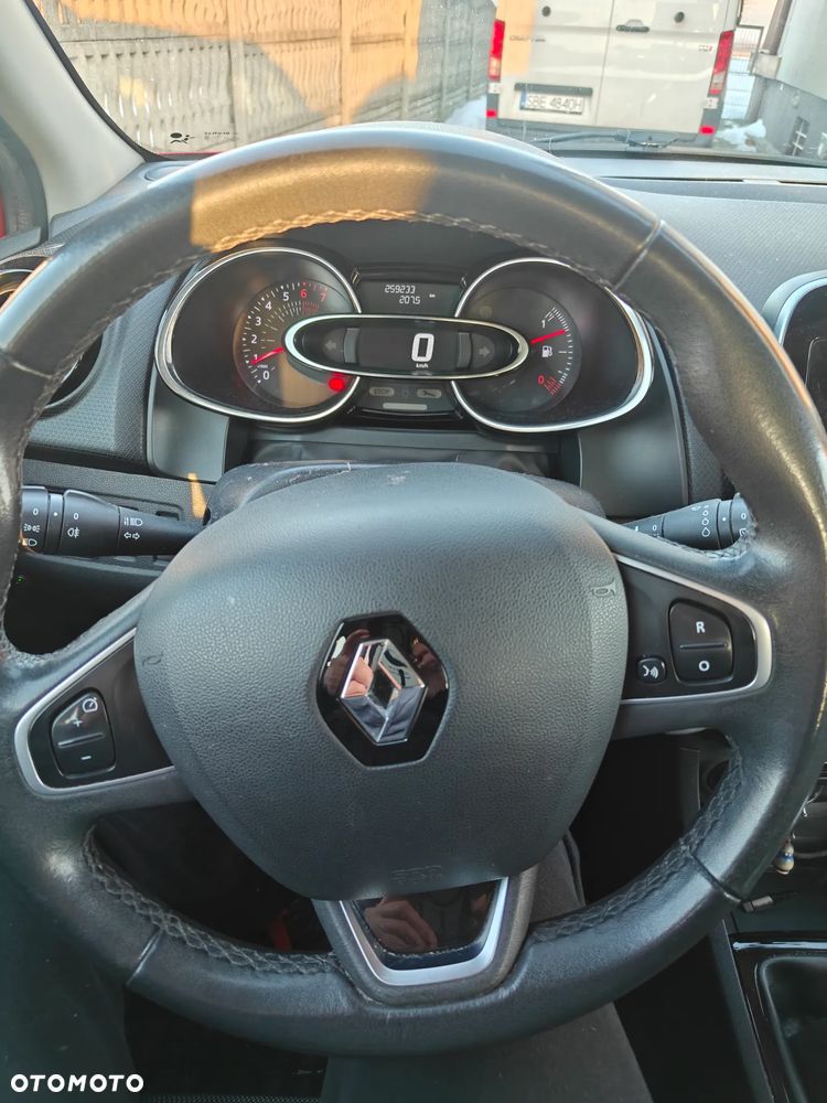 Renault Clio 1.2 16V Alize - 12