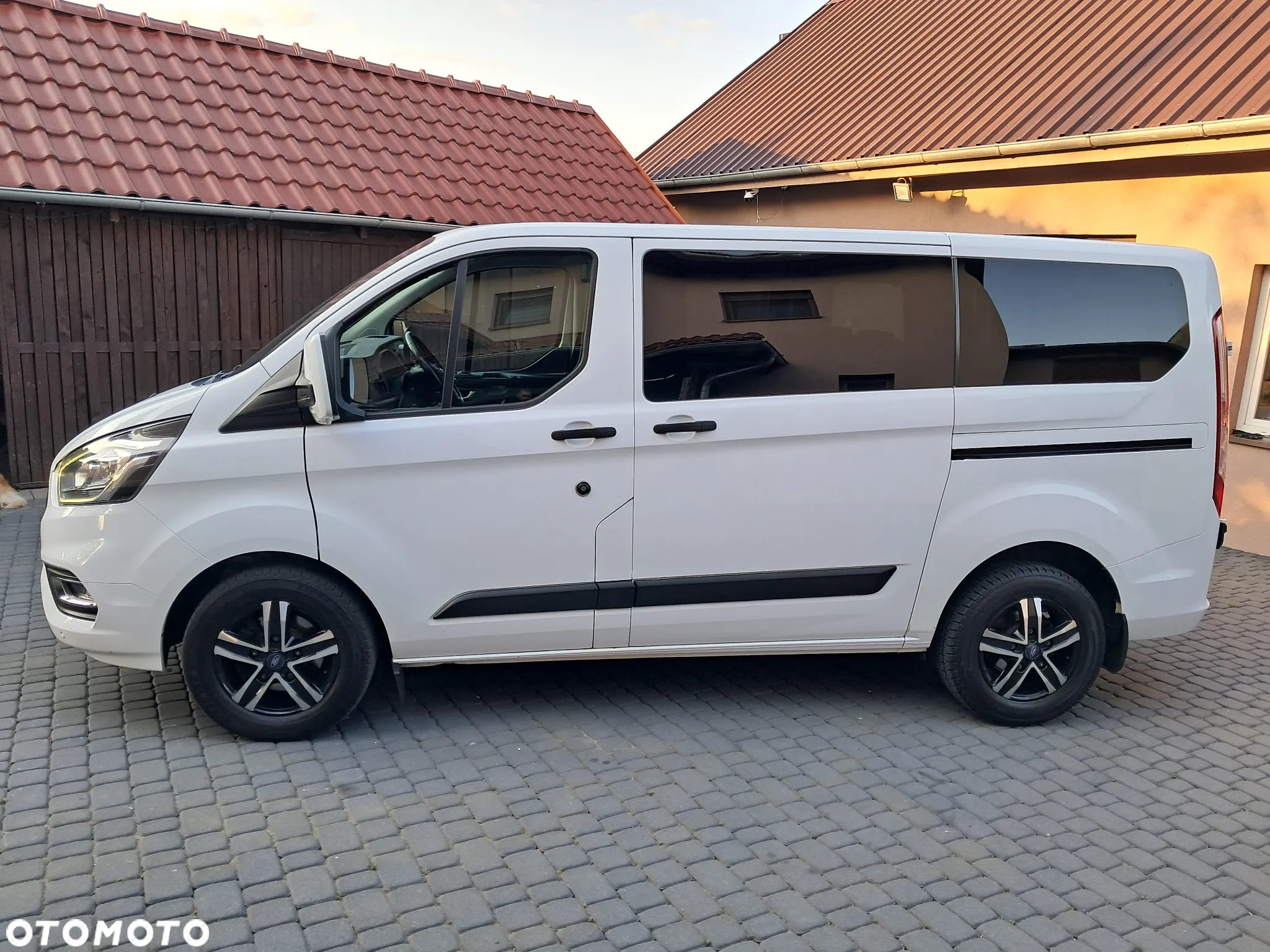 Ford Transit Custom 290 L1H1 Limited - 3
