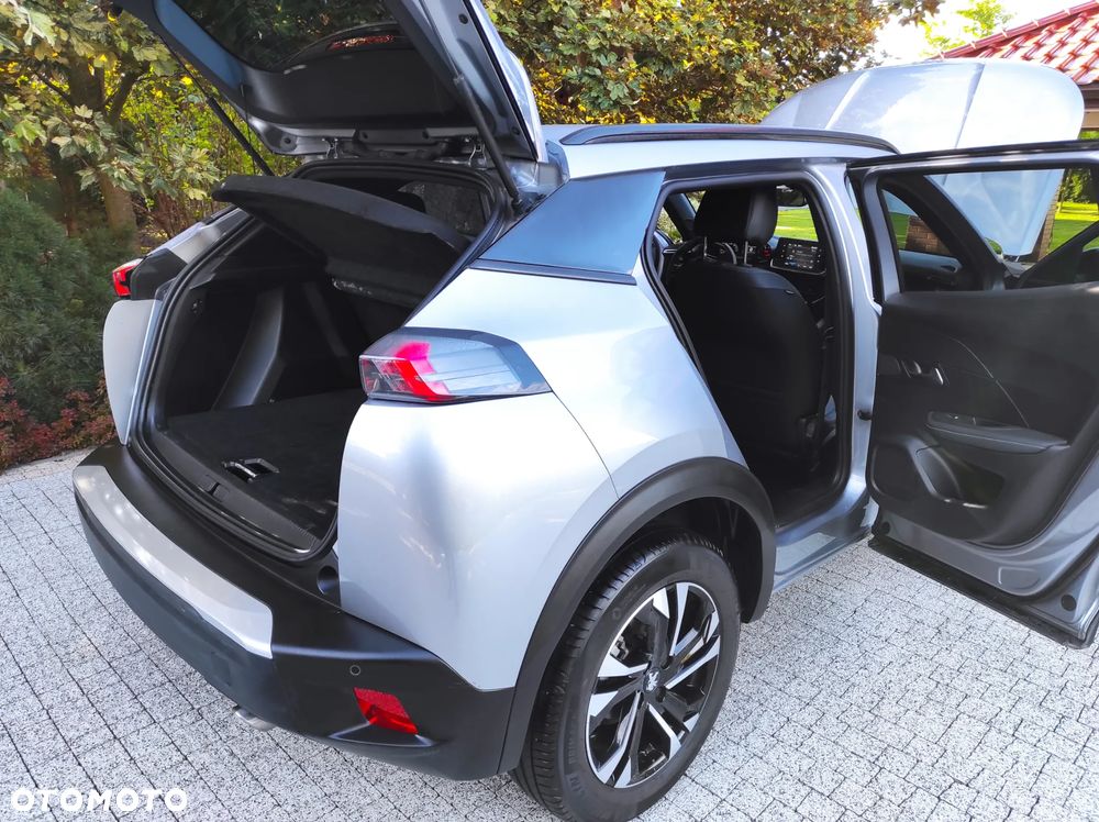 Peugeot 2008 1.5 BlueHDi Allure S&S EAT8 - 22