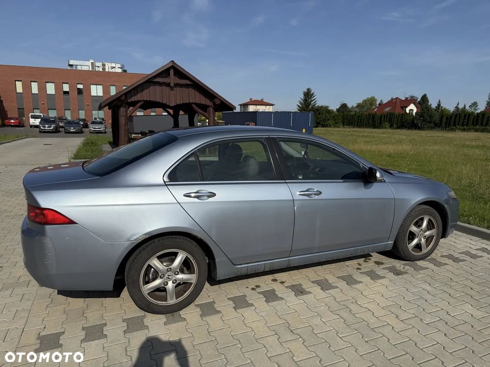 Honda Accord 2.0 Sport - 2