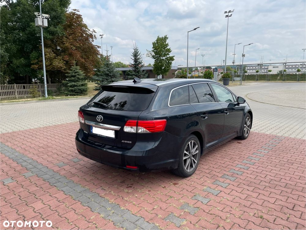 Toyota Avensis 2.0 D-4D Platinium - 3