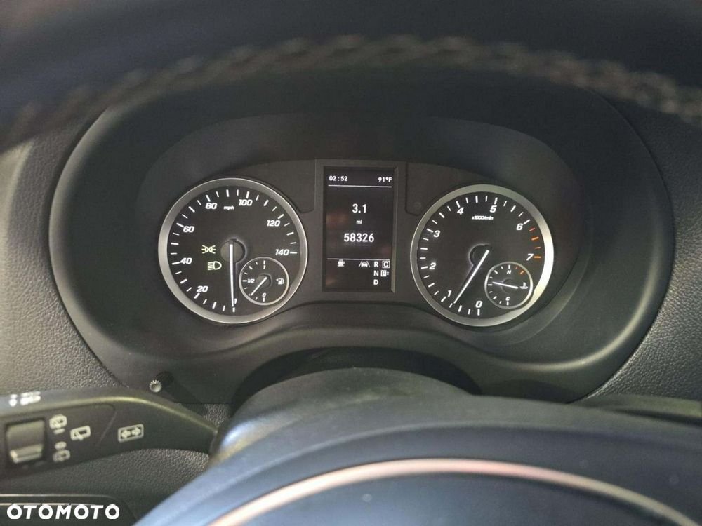 Mercedes-Benz Vito - 10
