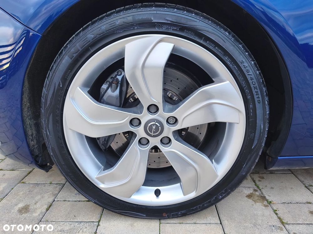 Opel Astra IV GTC OPC - 17