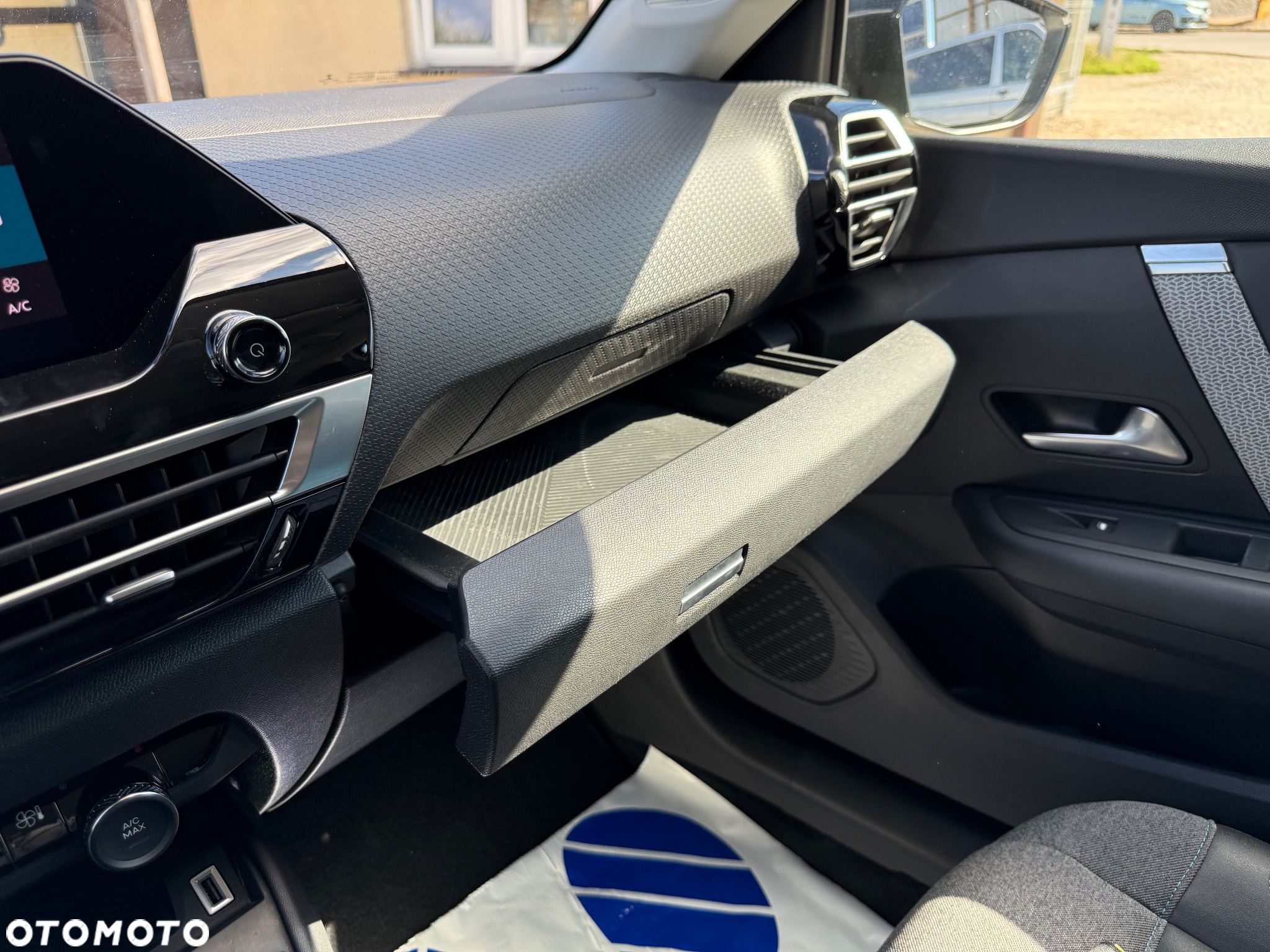 Citroën C4 1.5 BlueHDi Shine S&S EAT8 - 33