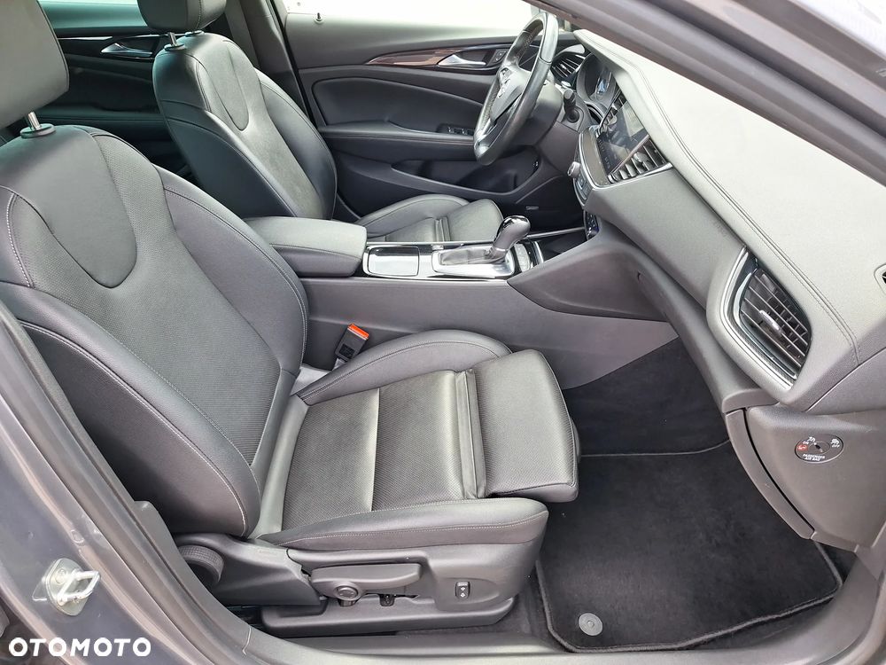 Opel Insignia 2.0 CDTI Elegance S&S - 26