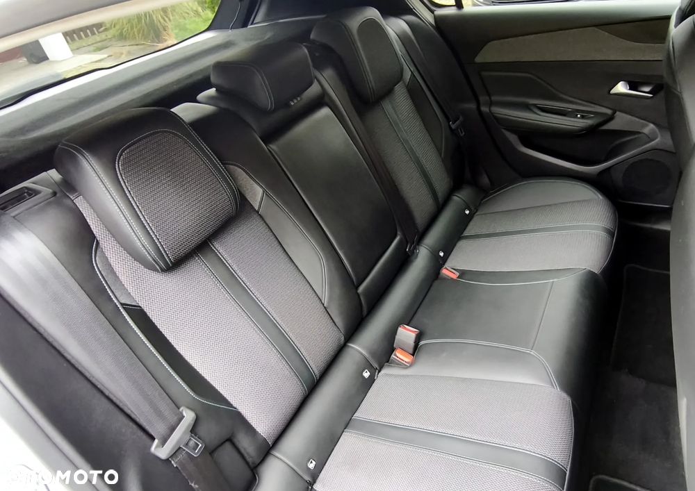 Peugeot 308 - 19