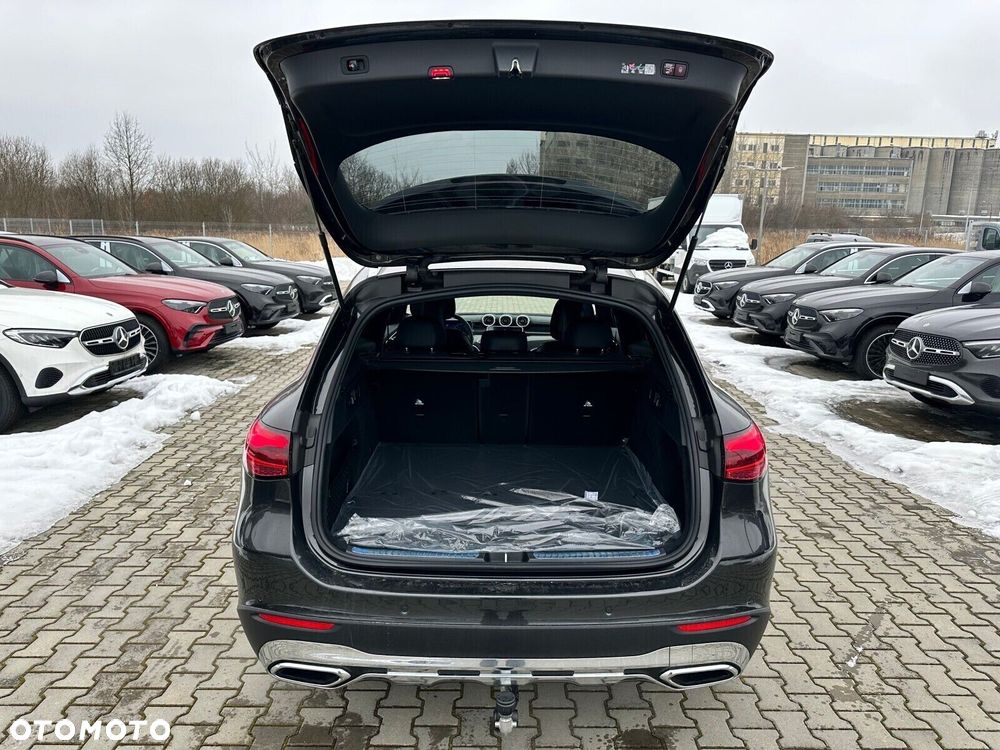 Mercedes-Benz GLC - 21