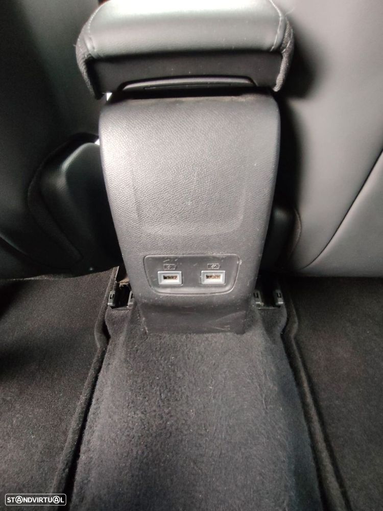 Peugeot 2008 1.2 PureTech Allure Pack - 17