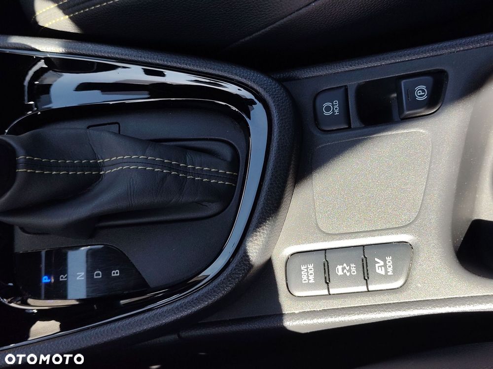 Toyota Yaris Cross Hybrid 1.5 Adventure - 15