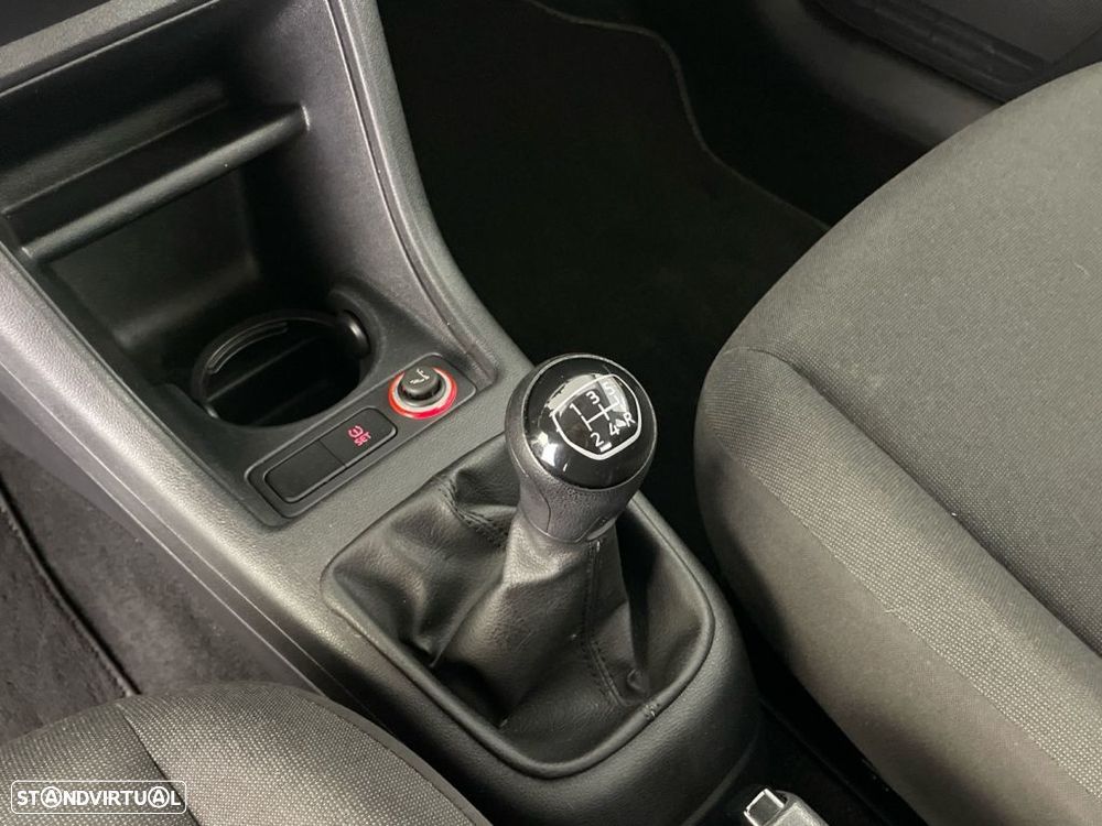VW Up! 1.0 BMT Move - 17
