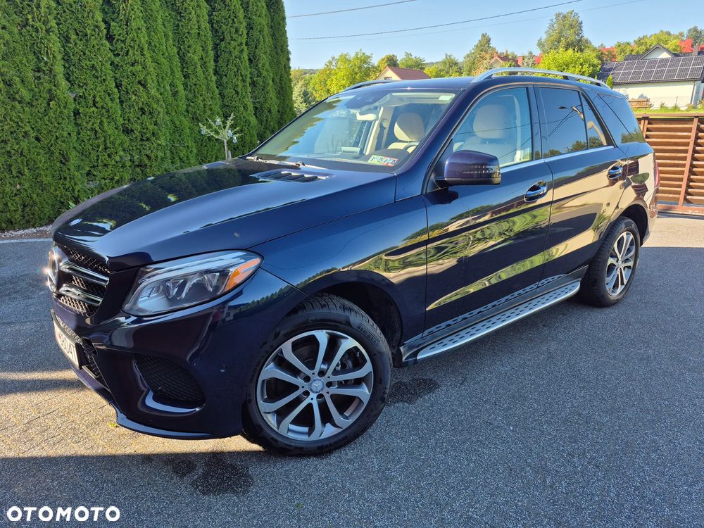 Mercedes-Benz GLE - 22