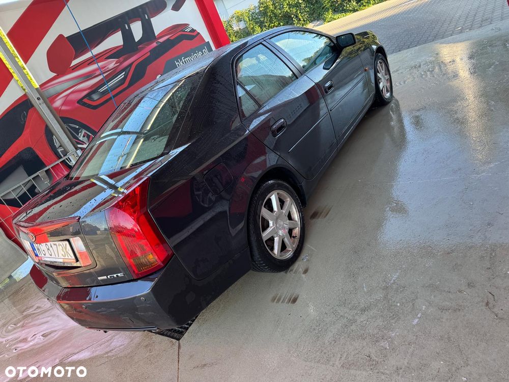 Cadillac CTS - 4