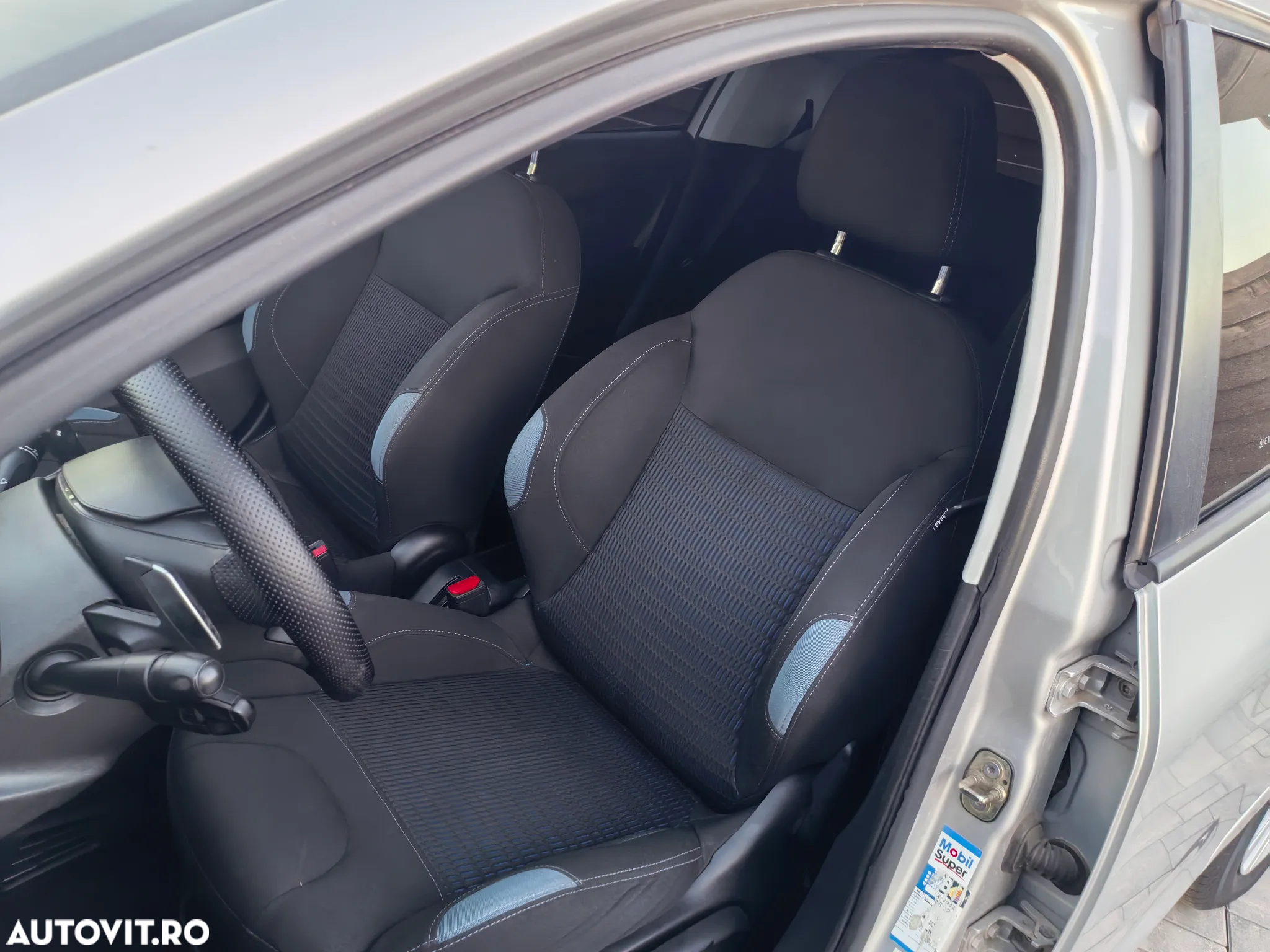 Peugeot 208 e-HDi 68 EGS5 Stop&Start Active - 7