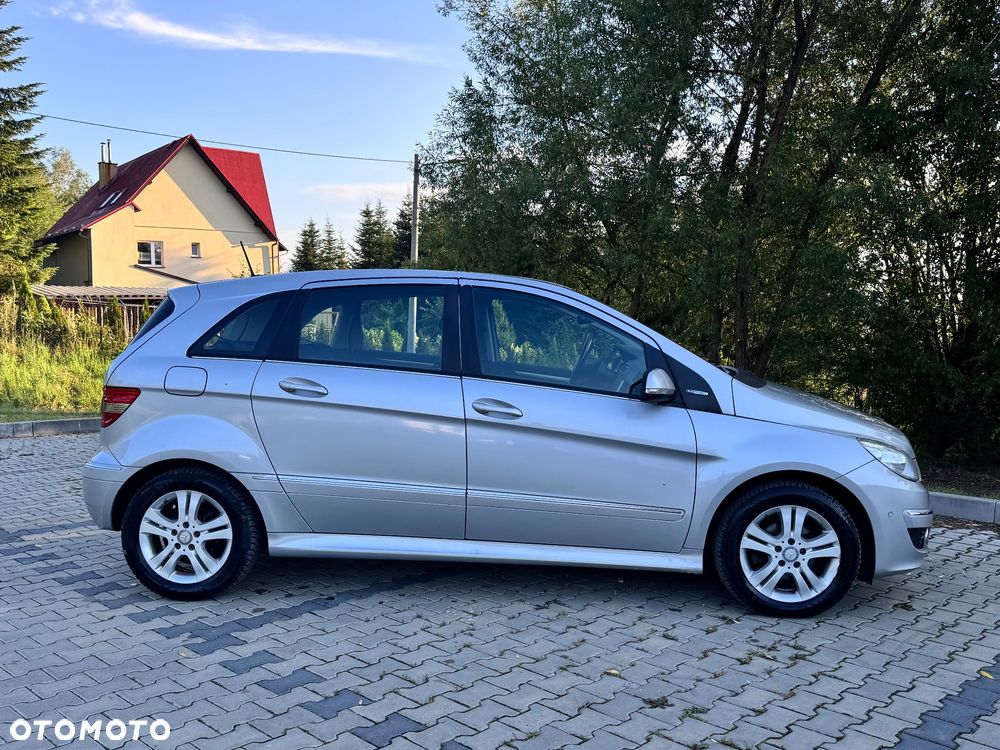 Mercedes-Benz Klasa B 180 BlueEFFICIENCY SPORT EDITION - 8